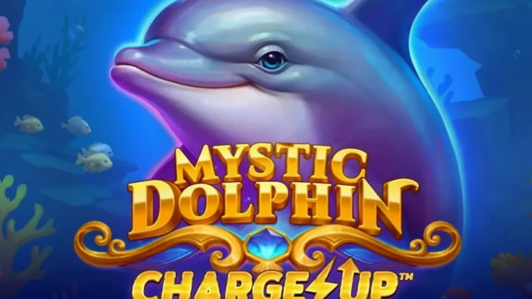 Tampilan visual bawah laut slot Mystic Dolphin Charge Up dengan simbol lumba-lumba dan terumbu karang.
